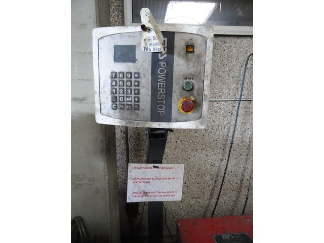 Semi-automatische lintzaag fmb - afbeelding 8 van  9