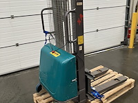 Semi-elektrische stapelaar 500kg - afbeelding 3 van  5