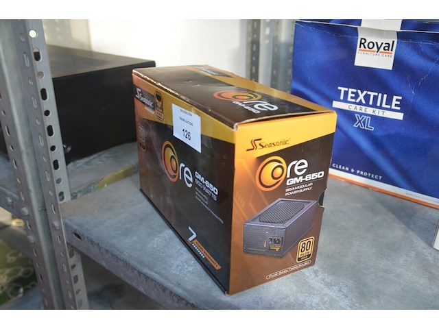 Semimodular voedingsbron seasonic gm-650 , tectile care kit royal xl, 2 ledlampen spectrum led - afbeelding 4 van  9