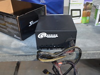 Semimodular voedingsbron seasonic gm-650 , tectile care kit royal xl, 2 ledlampen spectrum led - afbeelding 5 van  9