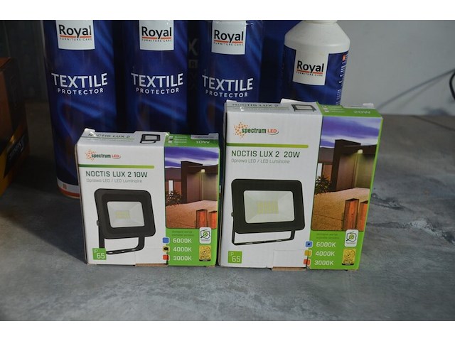 Semimodular voedingsbron seasonic gm-650 , tectile care kit royal xl, 2 ledlampen spectrum led - afbeelding 9 van  9