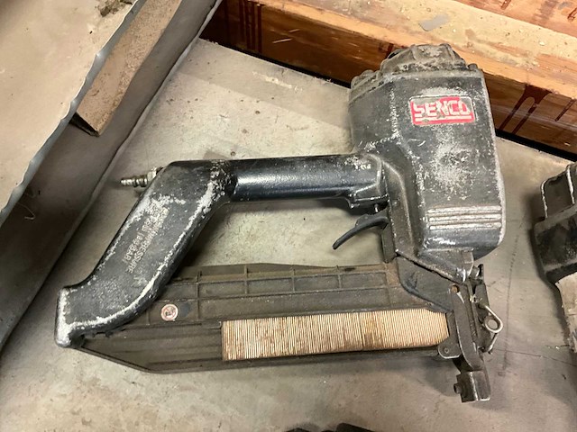 Senco pneumatische tacker (6x) - afbeelding 5 van  13