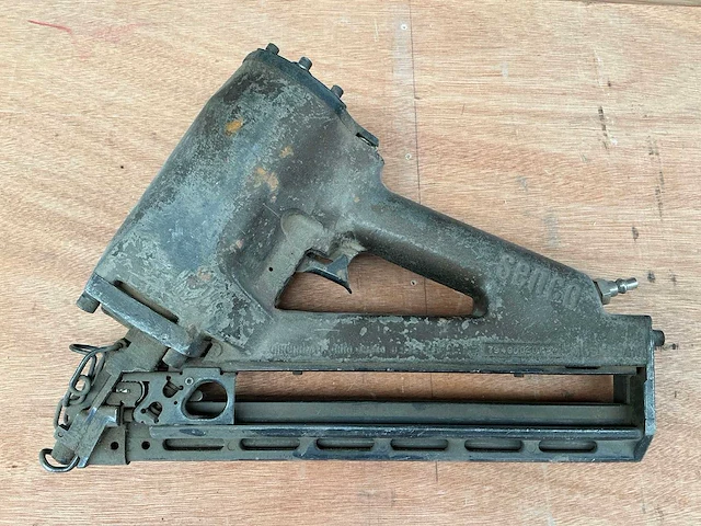 Senco snii pneumatische tacker - afbeelding 2 van  2