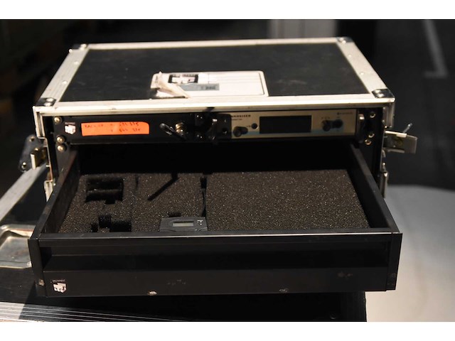 Sennheiser - ew300 g3 iem - various audio - afbeelding 1 van  3