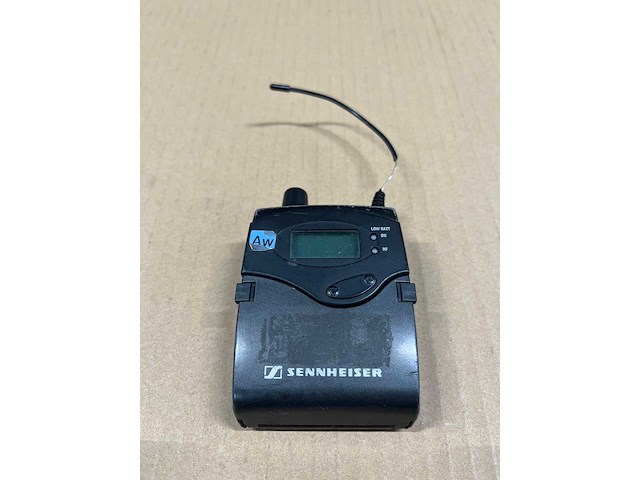 Sennheiser ek2000 iem aw (516-558mhz) belt pack - afbeelding 1 van  4