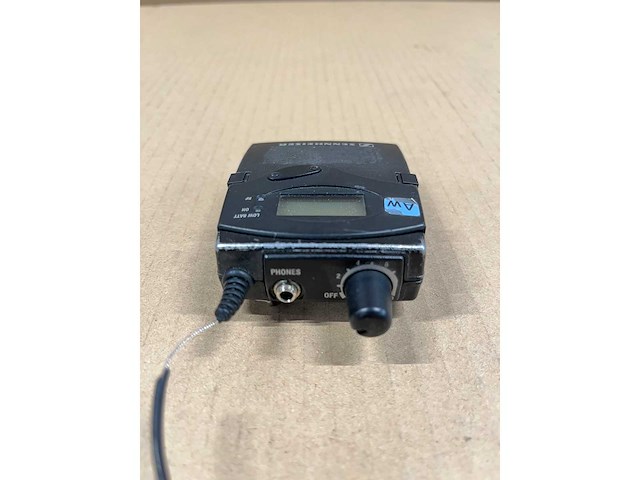 Sennheiser ek2000 iem aw (516-558mhz) belt pack - afbeelding 4 van  4