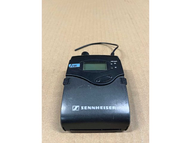 Sennheiser ek2000 iem aw (516-558mhz) belt pack - afbeelding 1 van  4