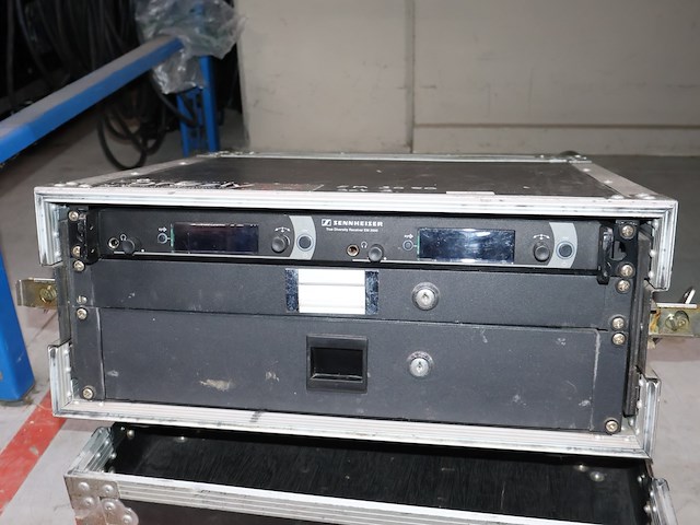 Sennheiser true diversity receiver - afbeelding 2 van  4