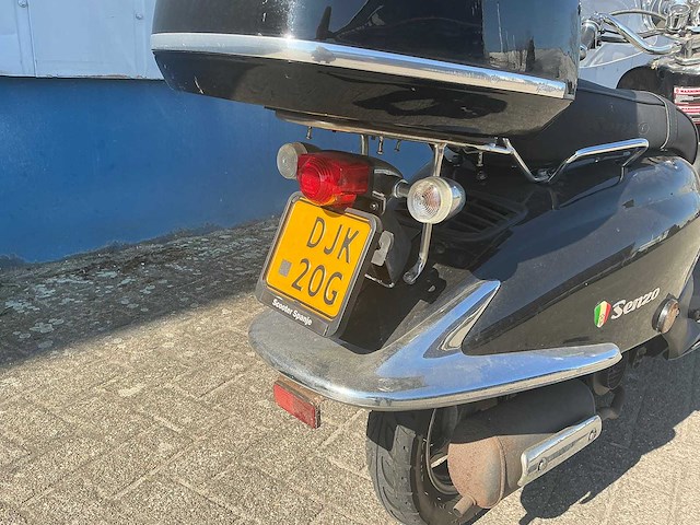 Senzo - gt2 - zn50qt-e - scooter - afbeelding 9 van  16