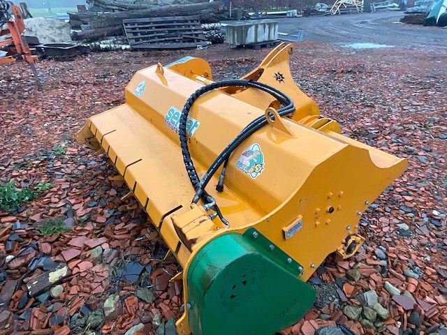 Serrat trituradoras k 001 – hastor 60 t-200 hydraulische bosbouw mulcher shredder - afbeelding 1 van  16