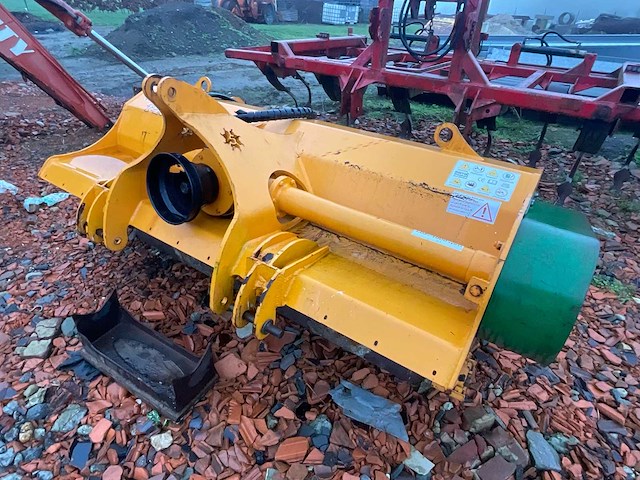 Serrat trituradoras k 001 – hastor 60 t-200 hydraulische bosbouw mulcher shredder - afbeelding 1 van  4