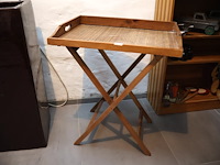 Serveerblad op onderstel