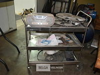 Serveerwagen met inhoud - afbeelding 1 van  6