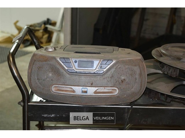 Serveerwagen met inhoud - afbeelding 2 van  6