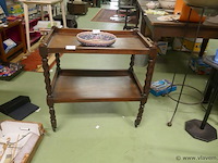 Serveerwagentje in hout - afbeelding 1 van  2