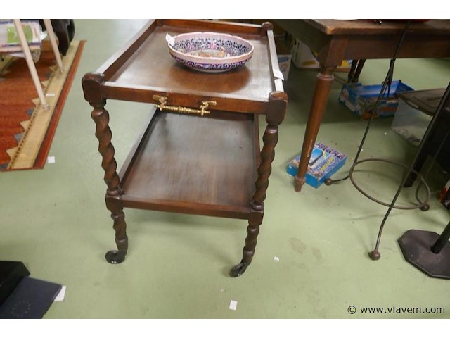 Serveerwagentje in hout - afbeelding 2 van  2