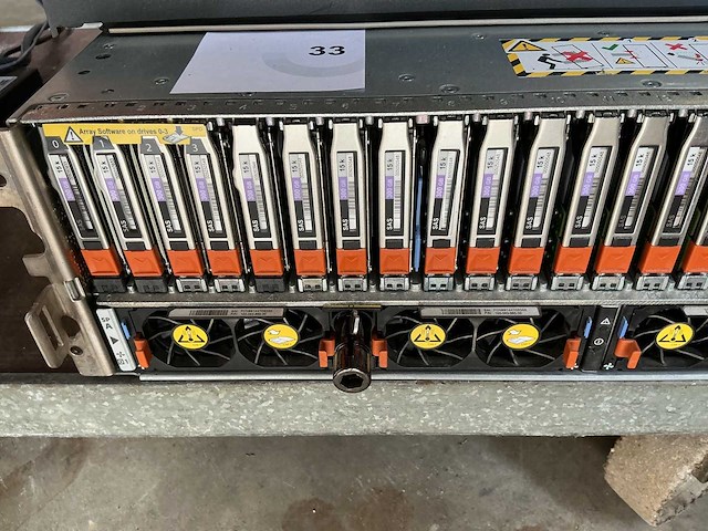 Server dell emc 2,vnx 5200 met 25 harde sas schijven 2.5” - afbeelding 7 van  8