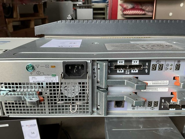 Server dell ems,sae met 13 harde sas schijven 2,5” - afbeelding 7 van  8
