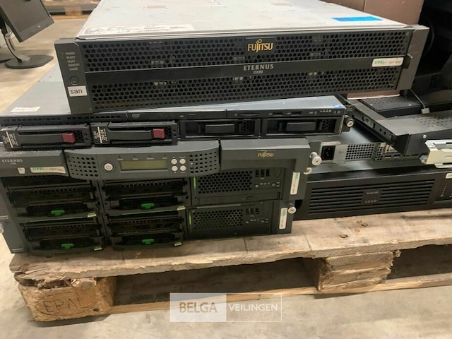 Server onderdelen + toetsenborden - afbeelding 2 van  6