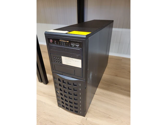 Server supermicro - afbeelding 1 van  3