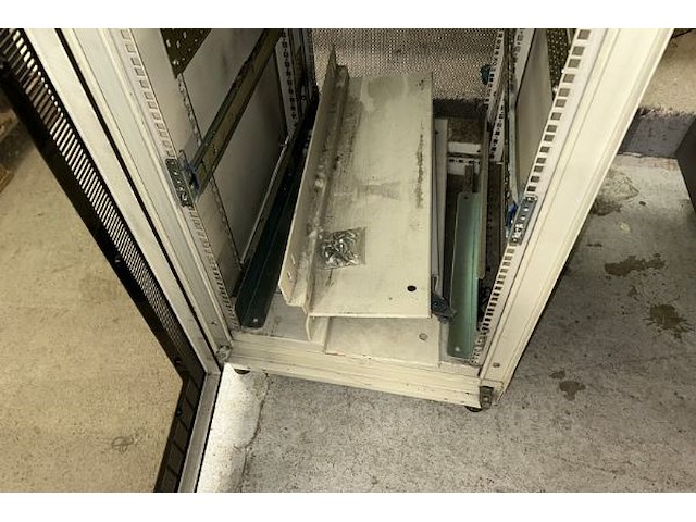 Serverkast compaq - afbeelding 4 van  4