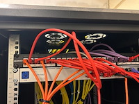 Serverkast en inhoud - afbeelding 5 van  11