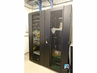 Serverkast met inhoud - afbeelding 11 van  18