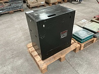 Serverkast - afbeelding 4 van  4