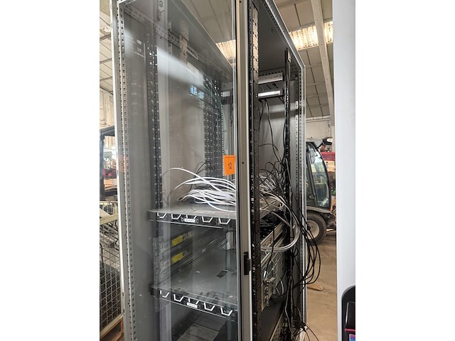 Serverkast - afbeelding 3 van  5