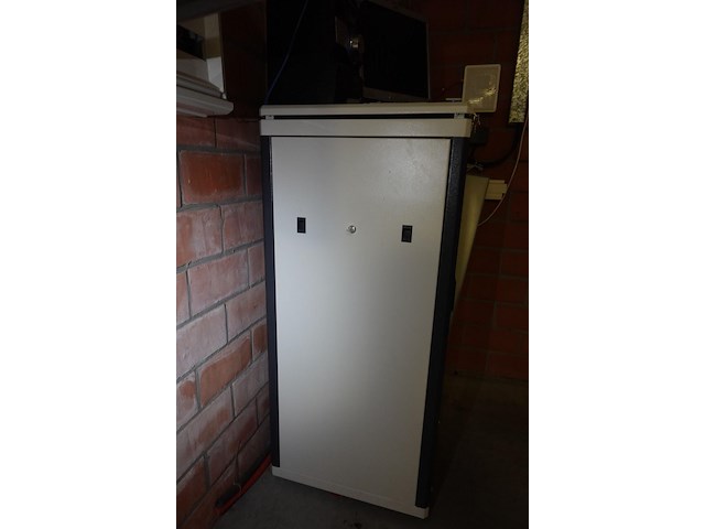 Serverkast - afbeelding 5 van  5
