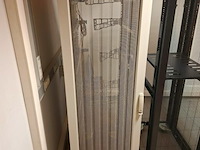 Serverrack compac - afbeelding 1 van  4