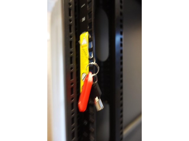 Serverrack - afbeelding 6 van  8