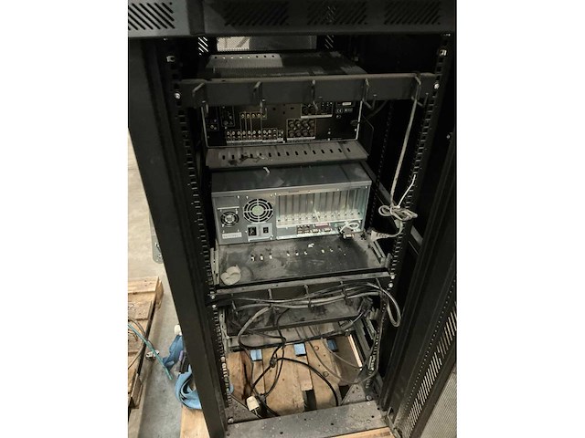 Serverrack - afbeelding 2 van  10