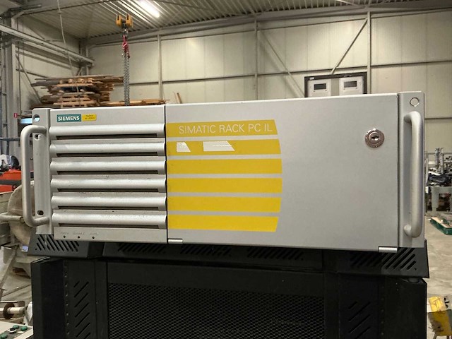 Serverrack - afbeelding 10 van  10