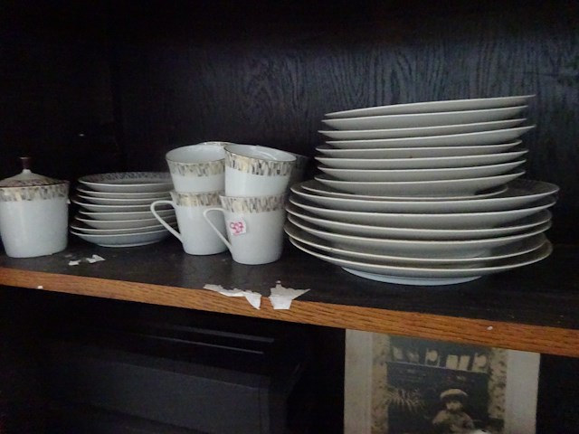 Servies 33 stuks - afbeelding 1 van  4