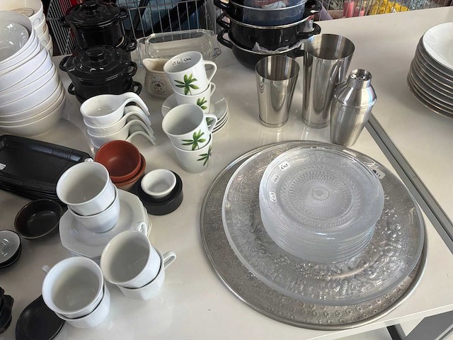 Servies, fondueset,mosselpannen - afbeelding 8 van  11
