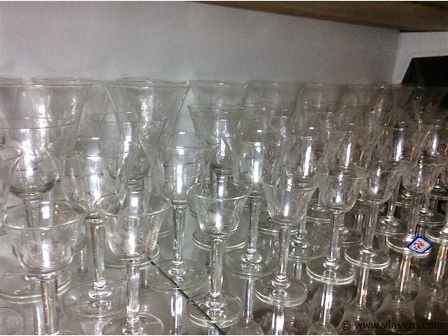 Servies glas gegraveerd 48stuks - afbeelding 1 van  4