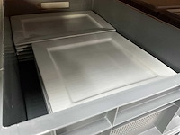 Servies, glaswerk en bestek - afbeelding 6 van  21