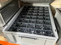 Servies, glaswerk en bestek - afbeelding 20 van  21