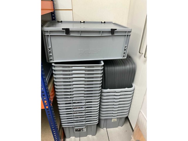 Servies, glaswerk en bestek - afbeelding 21 van  21