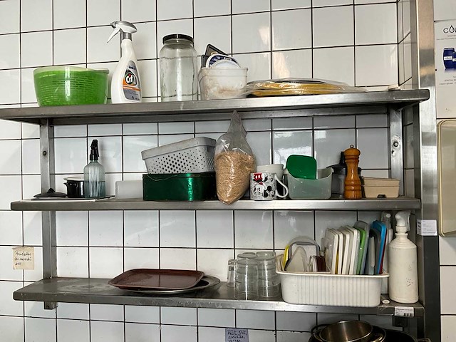 Servies, glaswerk en bestek - afbeelding 14 van  32
