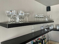 Servies, glaswerk en bestek - afbeelding 20 van  32