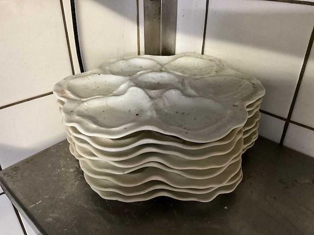 Servies, glaswerk en bestek - afbeelding 30 van  32