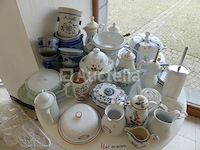 Servies + tafels + diverse accessoires - afbeelding 3 van  8