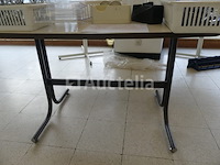 Servies + tafels + diverse accessoires - afbeelding 5 van  8