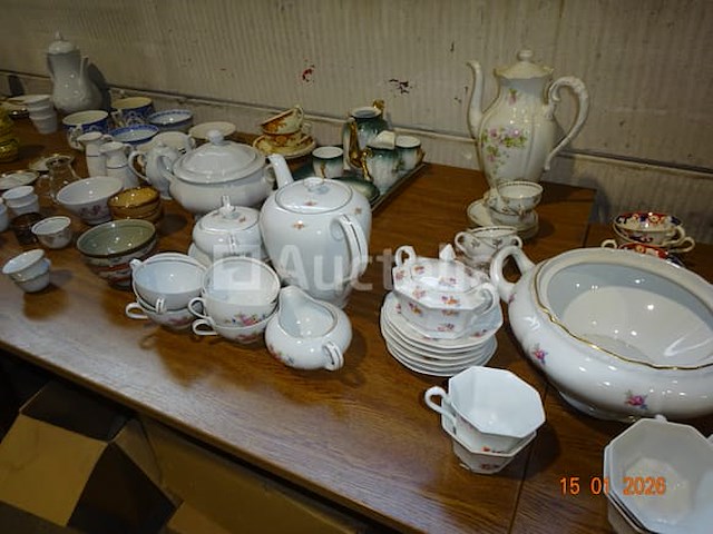Servies - afbeelding 2 van  4