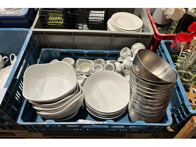 Servies - afbeelding 5 van  5