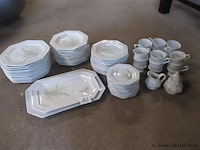 Servies - afbeelding 1 van  3