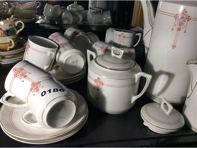 Servies - afbeelding 1 van  2