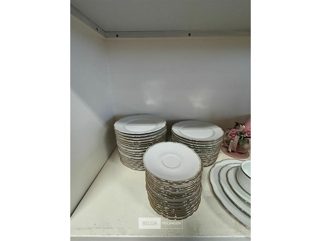 Servies - afbeelding 5 van  6